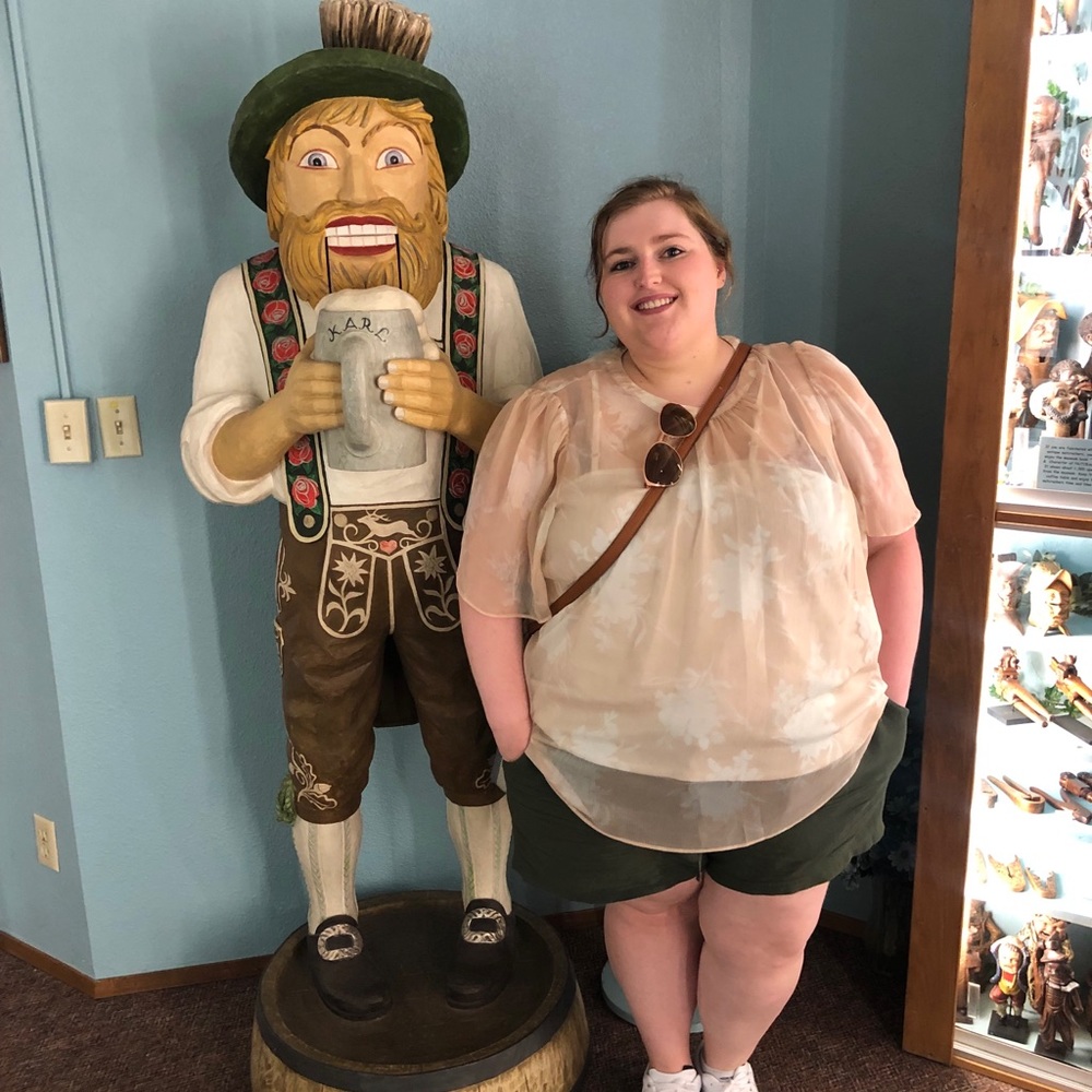 Meet your Posher, Hannah